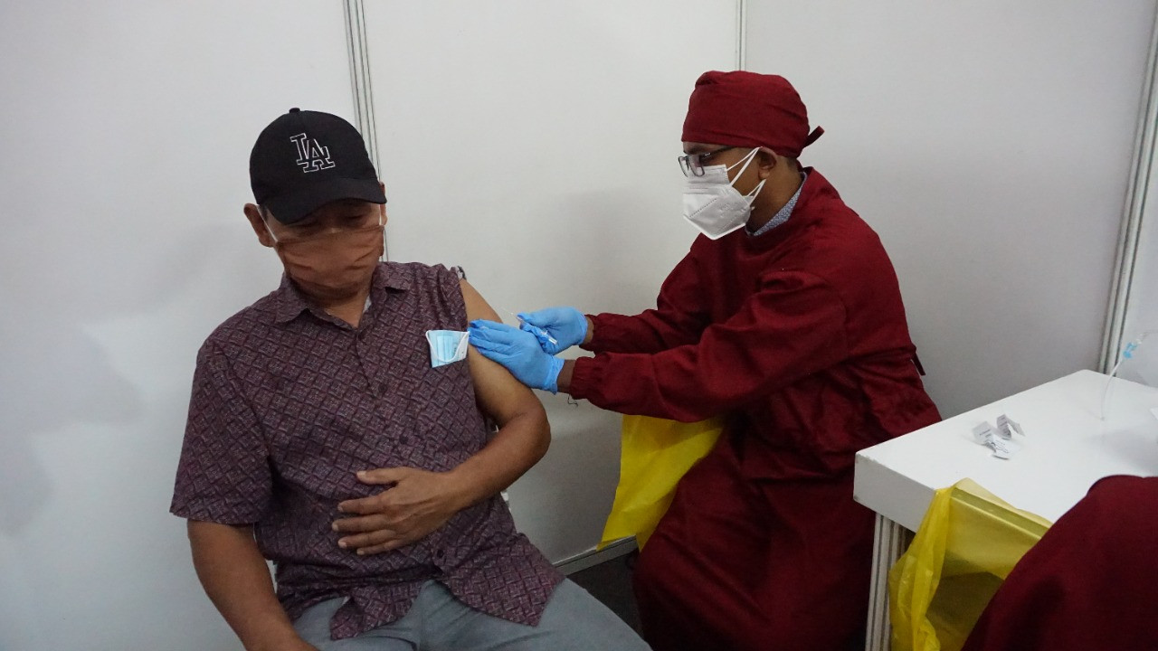 Pushing Vaccination Acceleration, WIKA Excecuted East Jakarta Vaccine Center Image