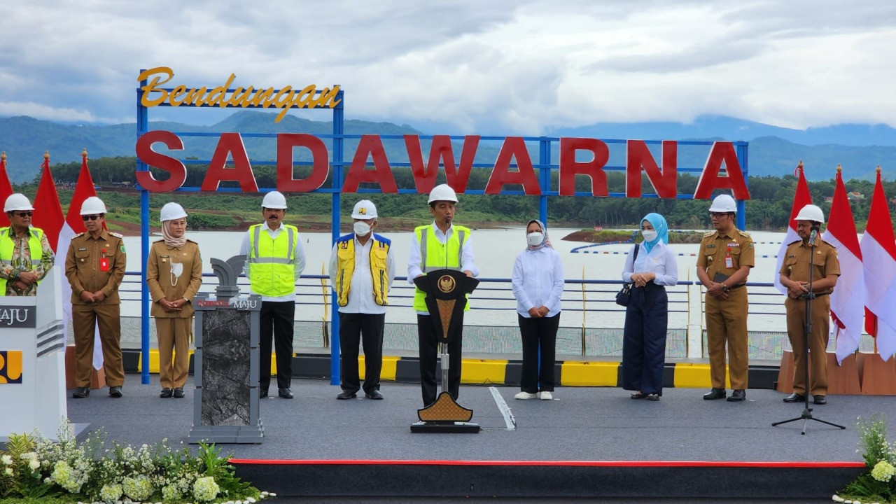 President of The Republic of Indonesia Joko Widodo Inaugurates The Sadawarna Dam Image