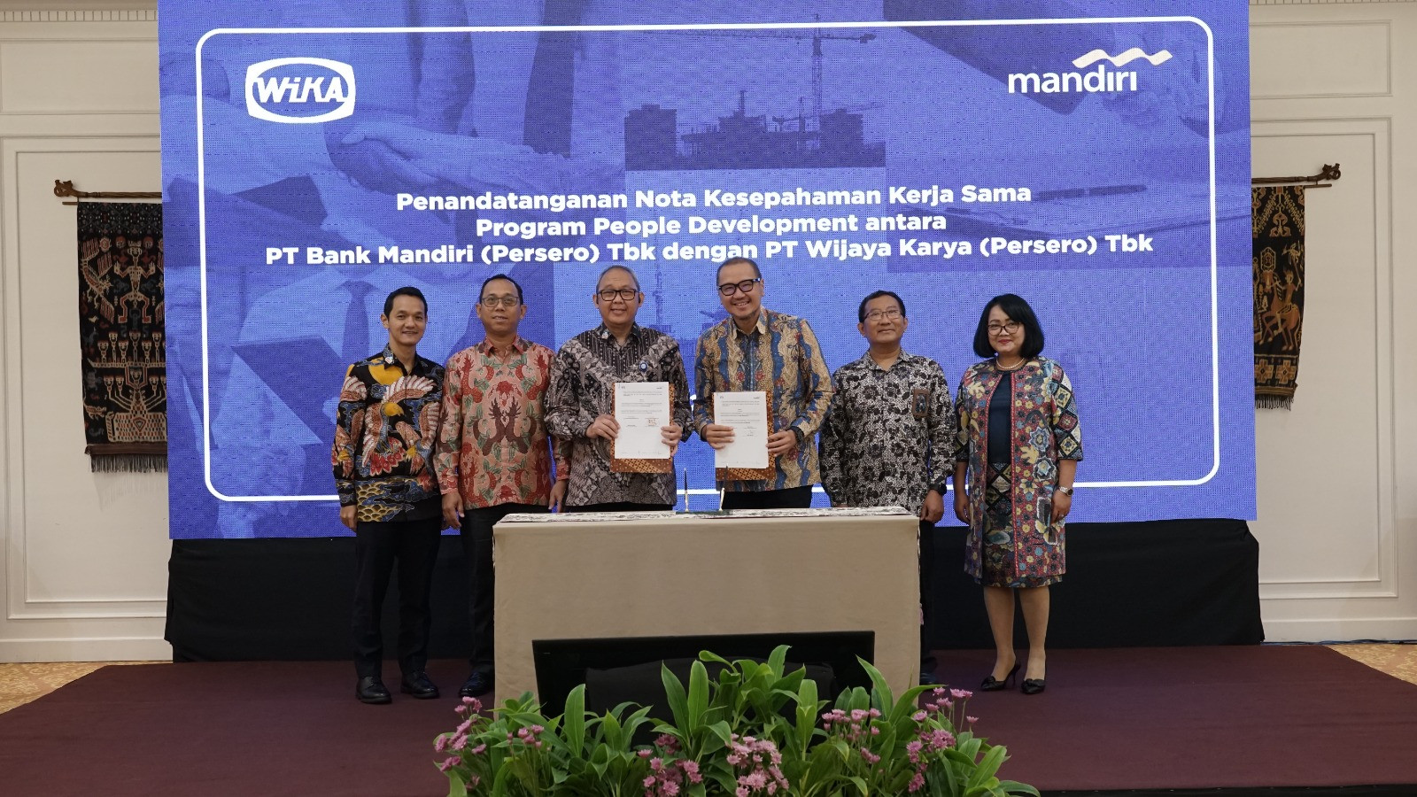 WIKA and Bank Mandiri Agree on People Development Program Cooperation to Facilitate Talent Swap, Enhance Cross-Industry Knowledge and Competence Image