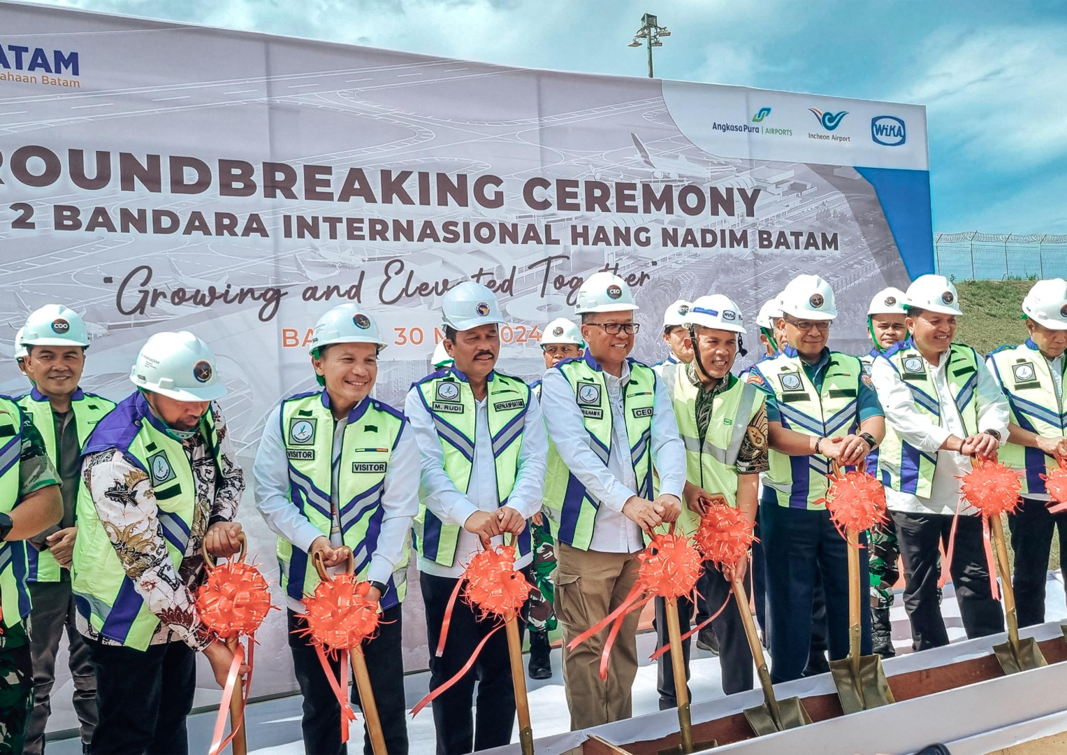 Raih Kontrak Baru Rp5,5 Triliun, WIKA Mulai Pembangunan Terminal 2 Bandara Internasional Hang Nadim Image