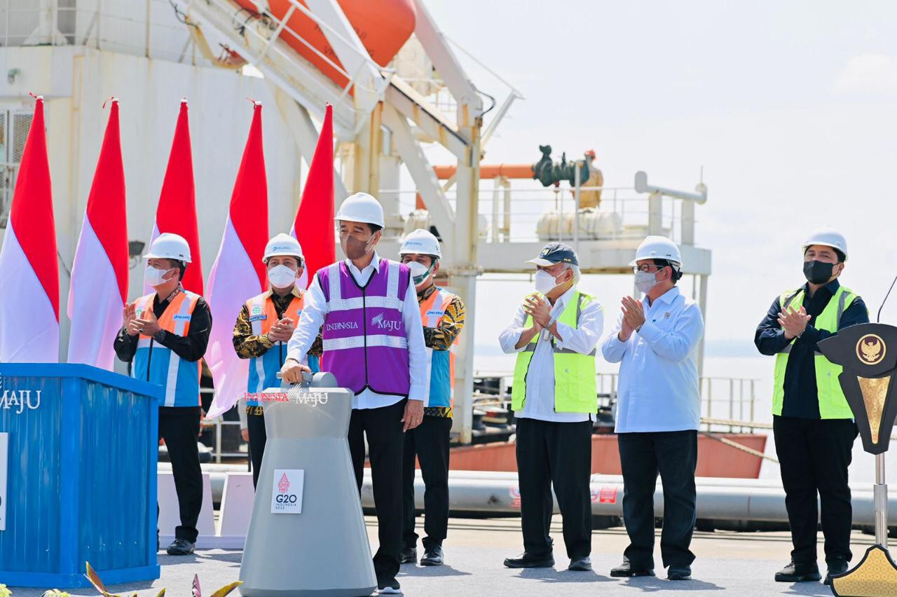 President Jokowi Inaugurates Kijing Terminal Pontianak Harbour Image